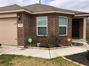9518 OPAL GATES, Iowa Colony, TX 77583