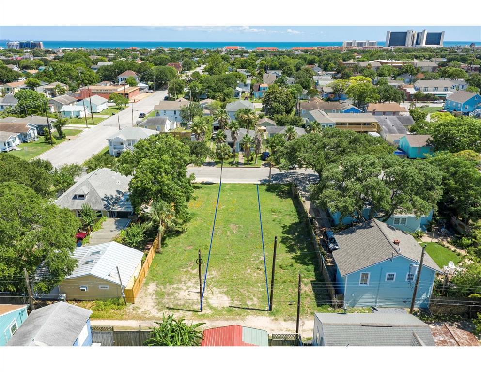 4710 Avenue Q, Galveston Photo