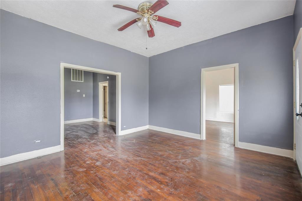 320 Tomlinson St, Sour Lake, TX 77659