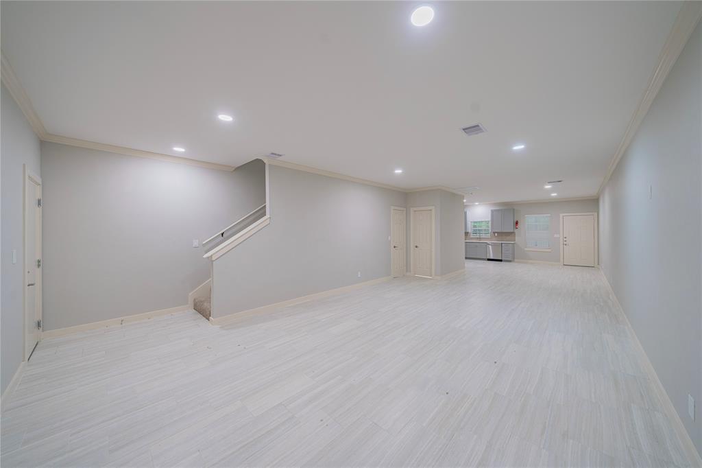 Photo #7: 57104833 Listing 