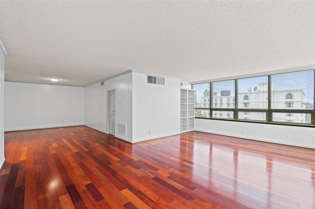 Photo #10: 13126486 Listing 