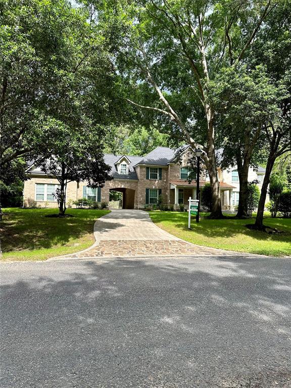 37518 Edgewater Dr, Pinehurst, TX 77362