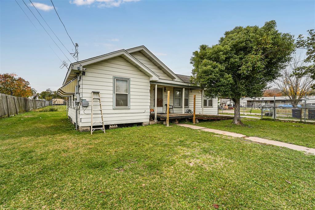 718  Pemberton Street Channelview Texas 77530, Channelview