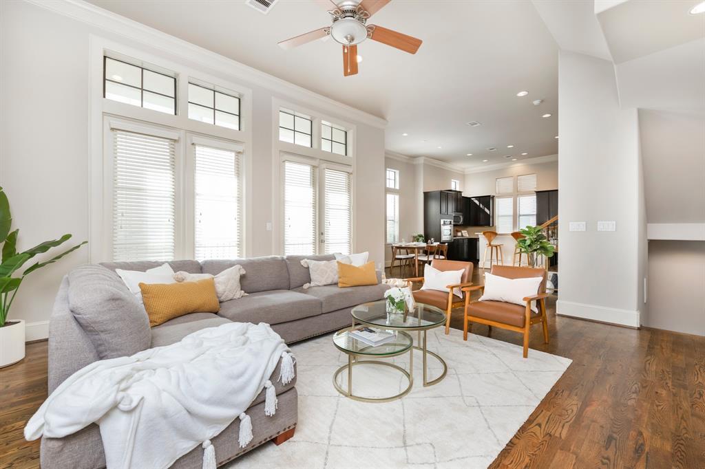 1406  Hickory Street Houston Texas 77007, 9