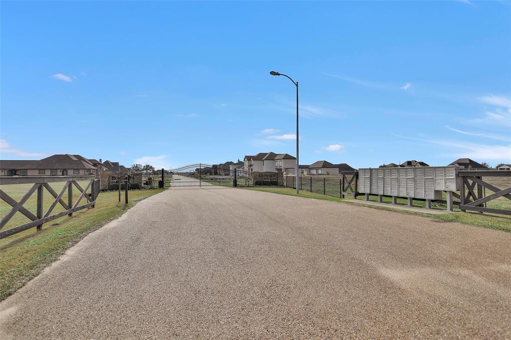 13502 Whispering Sage Drive , Hockley, Texas image 17