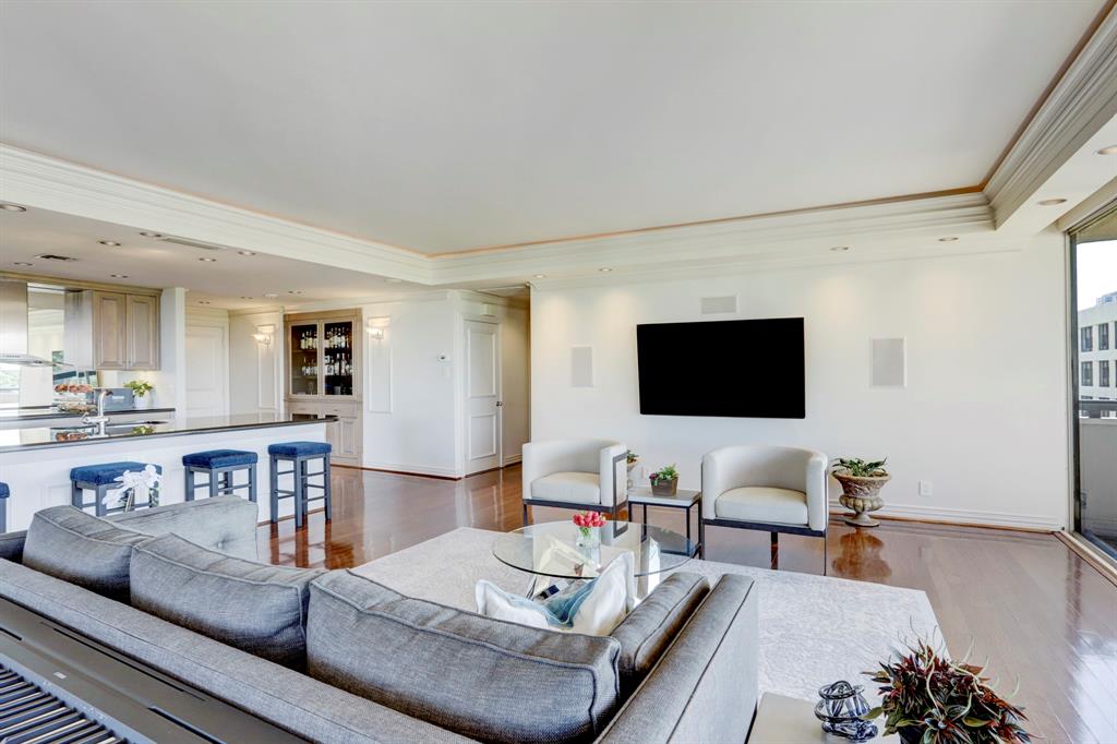 Photo #12: 31608739 Listing 