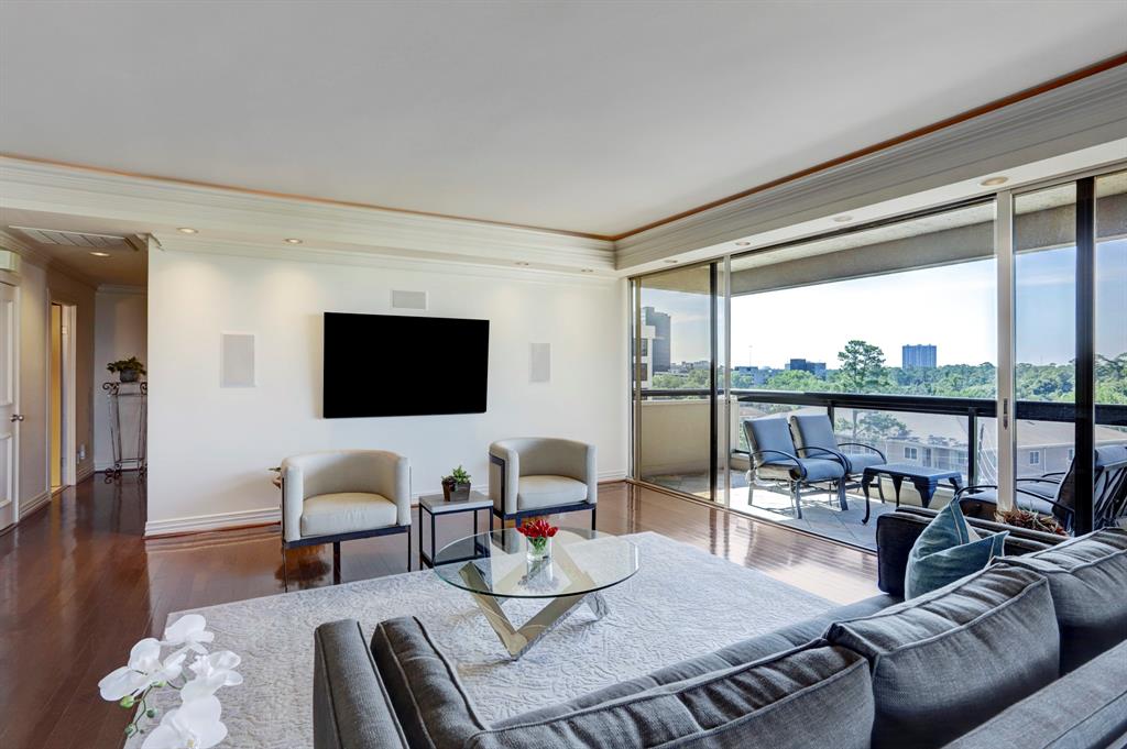 Photo #8: 31608739 Listing 