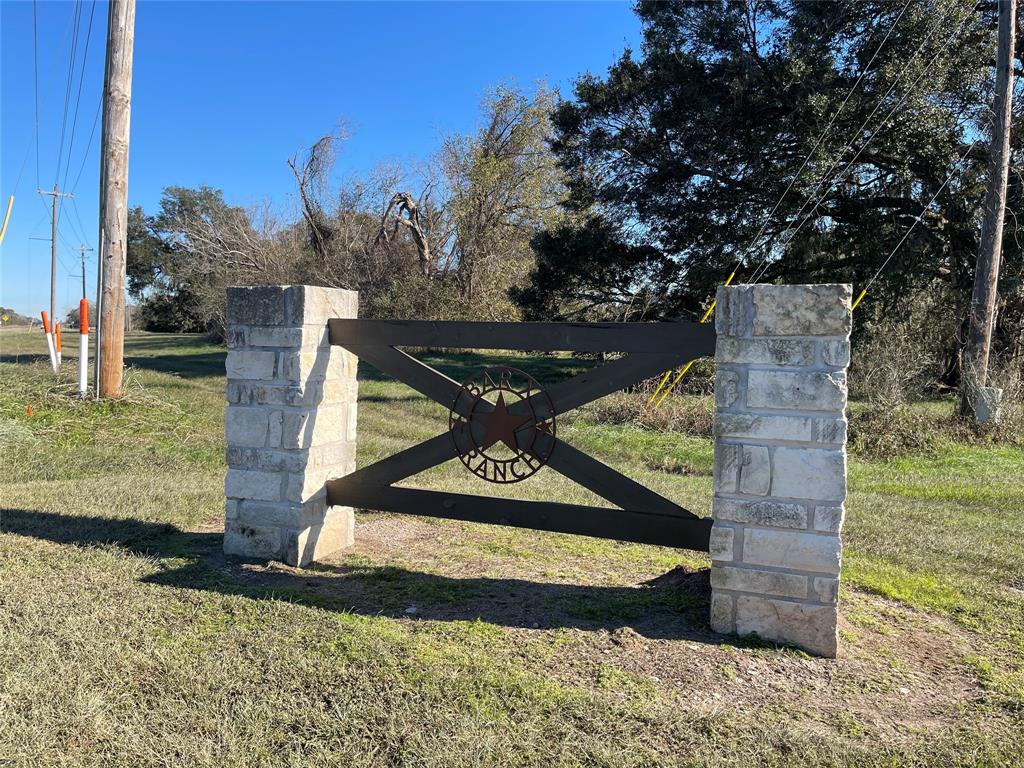 000  Wagon Wheel Trail Angleton Texas 77515, Angleton