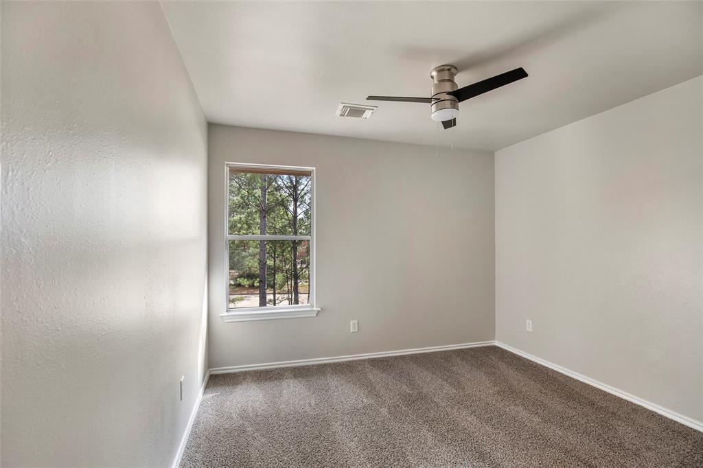 38 Blue Creek Place