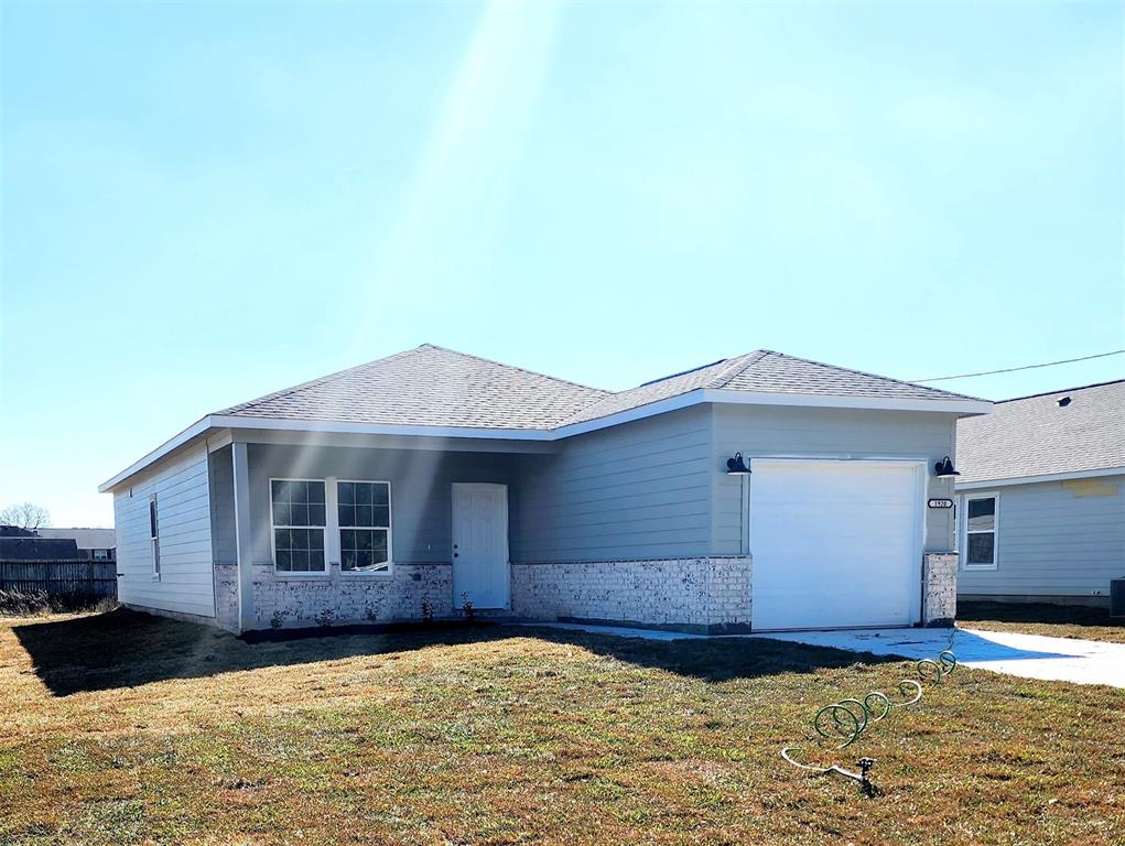 1920  Spruce Street  Bay City Texas 77414, 54