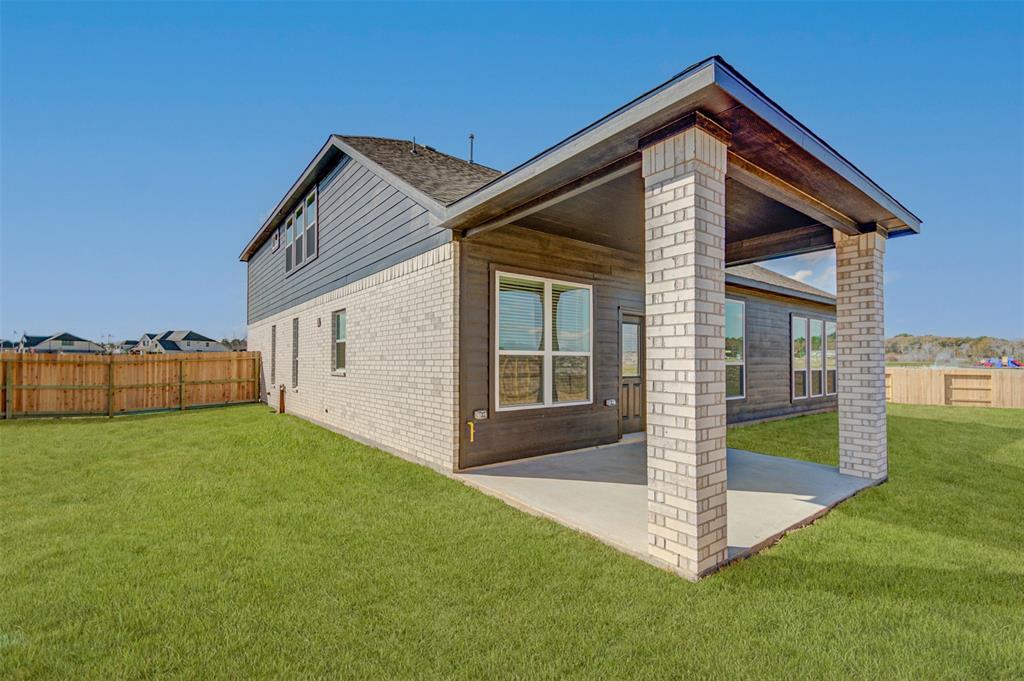 335 Little Dog Drive, Montgomery, TX 77356 - HAR.com