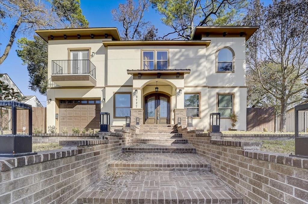 6727  Fairfield Street Houston Texas 77023, 4