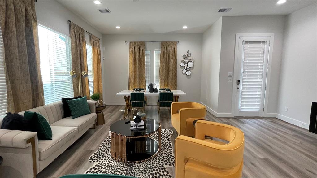 3358  Pinemont Drive Houston Texas 77018, Houston