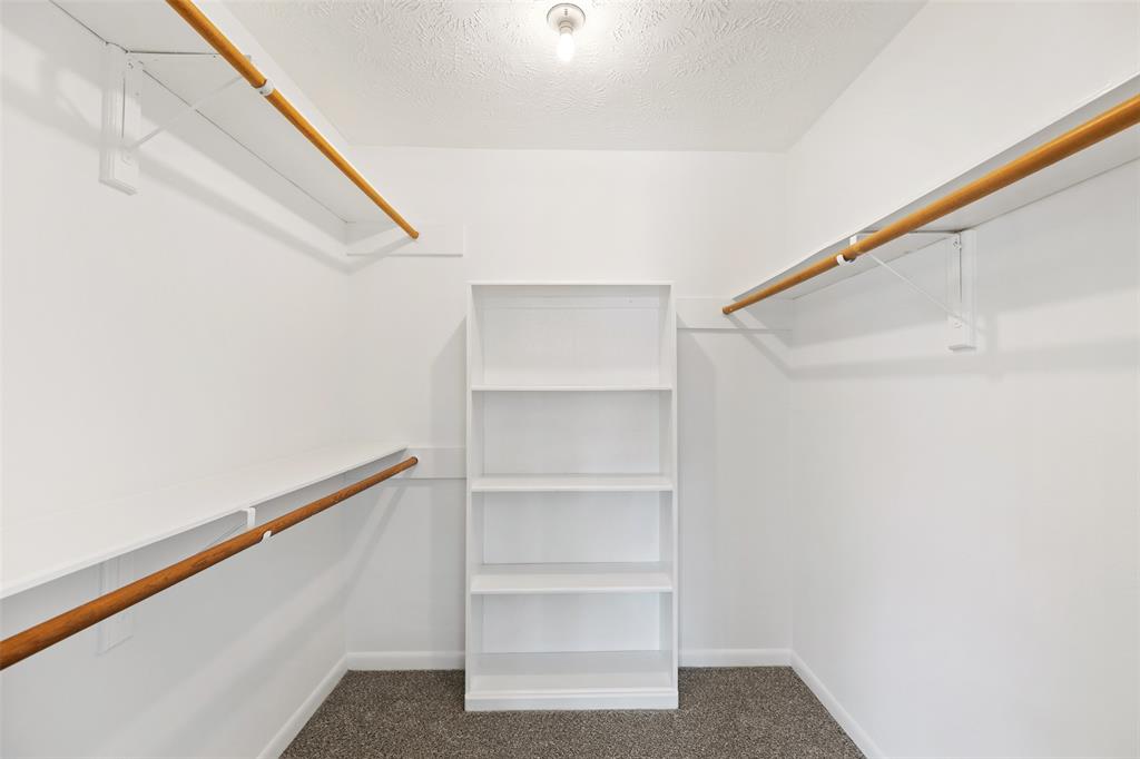 Here's a photo of that great walk-in closet.
