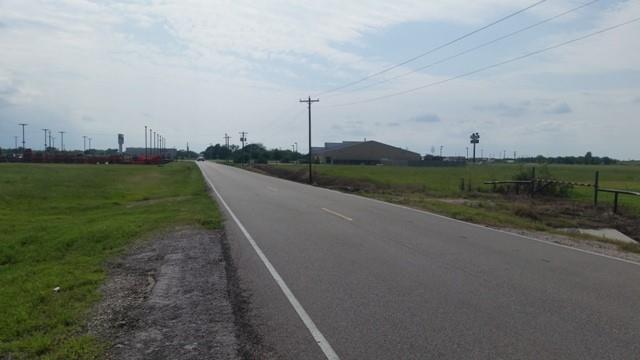 11.89 County Road 341  , Angleton, Texas image 11