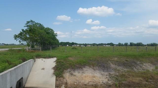 11.89 County Road 341  , Angleton, Texas image 15