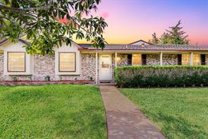 2402 Cunningham Drive, Pearland, TX 77581