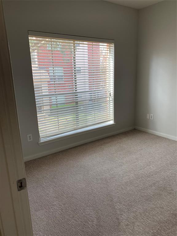 Photo #7: 48612582 Listing 