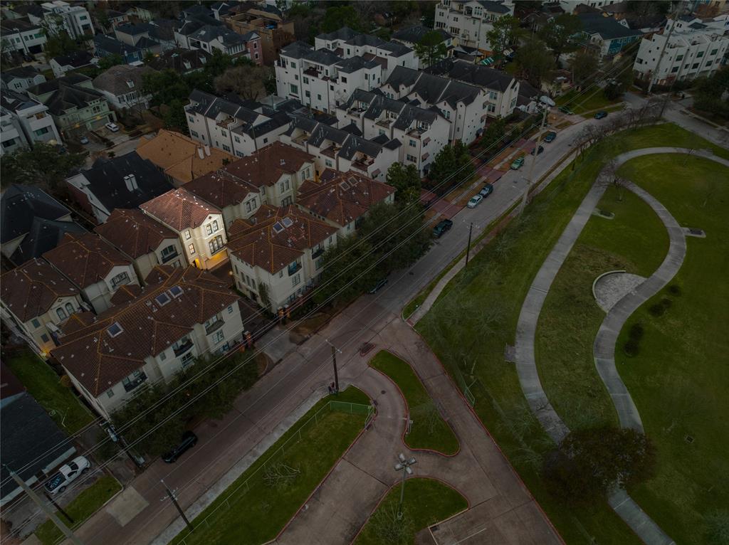 The property sits right across from Luna's Park and West Gray Park, offering expansive outdoor spaces for sports and recreation.