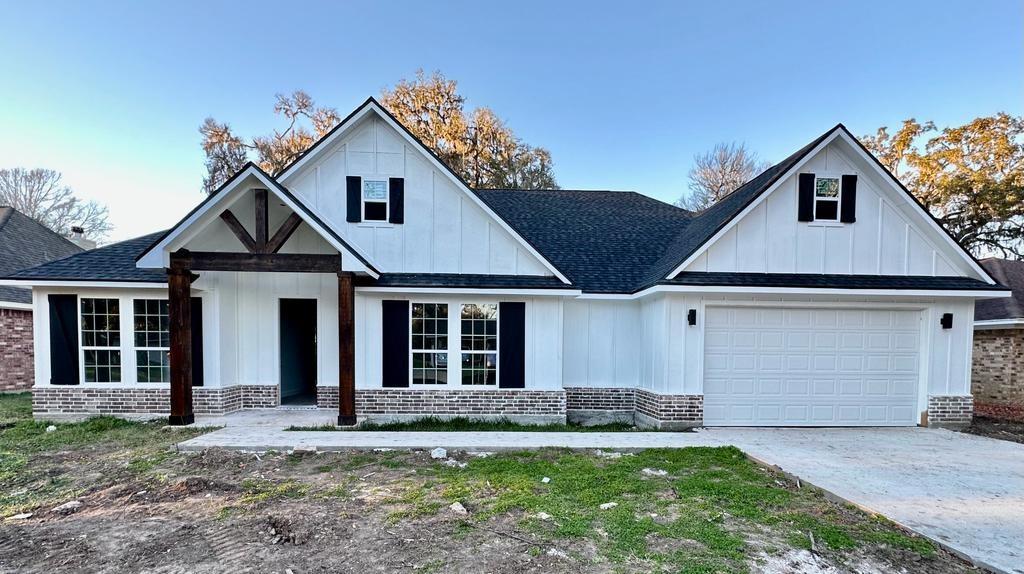 230 N Amherst Drive West Columbia Texas 77486, 5