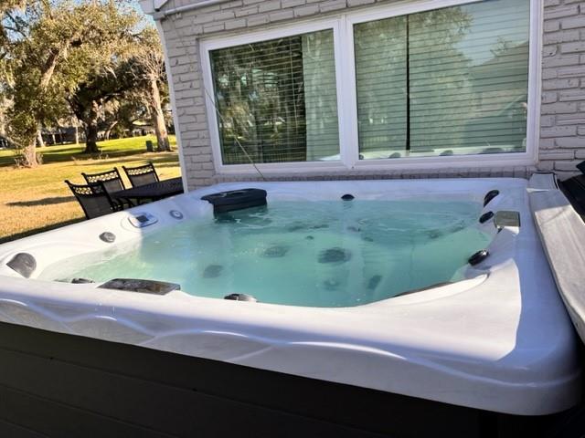 Hot Tub included with a full price offer!