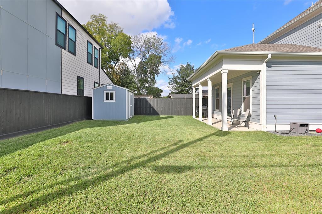 Check out the massive, fully fenced yard!
