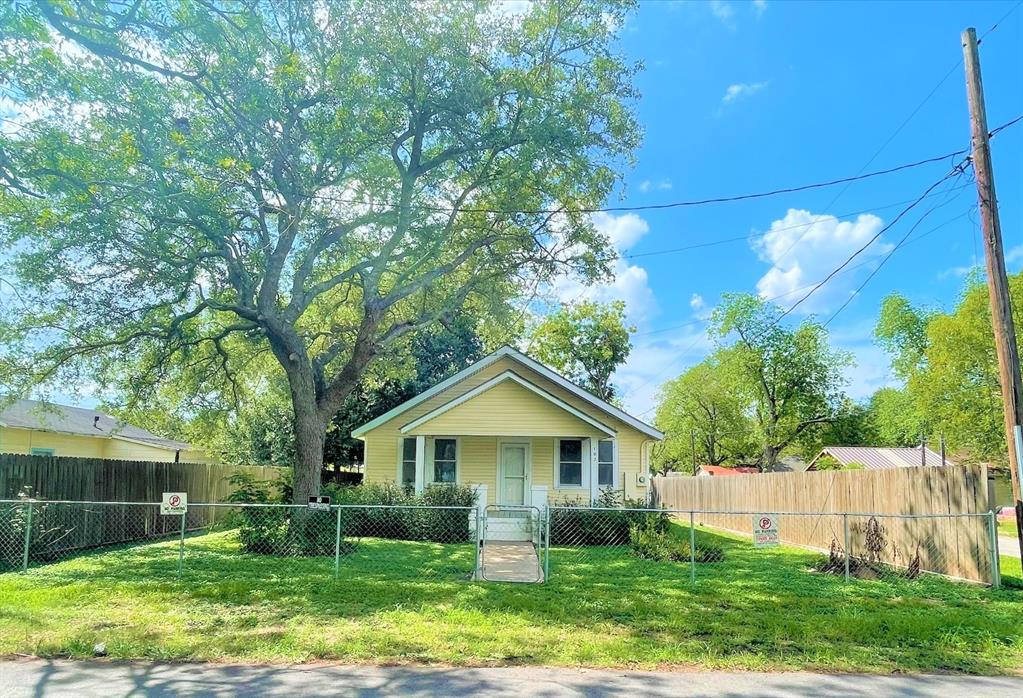 107  Sinclair Street Boling Texas 77420, 55