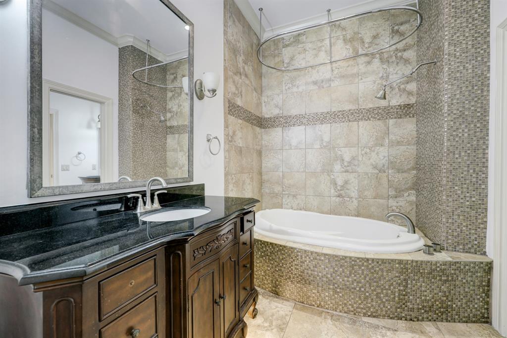 Photo #7: 73941434 Listing 