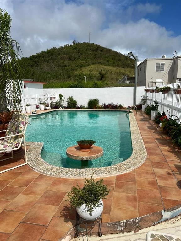 5-B Granada Hills Street, Ponce, Puerto Rico 00733