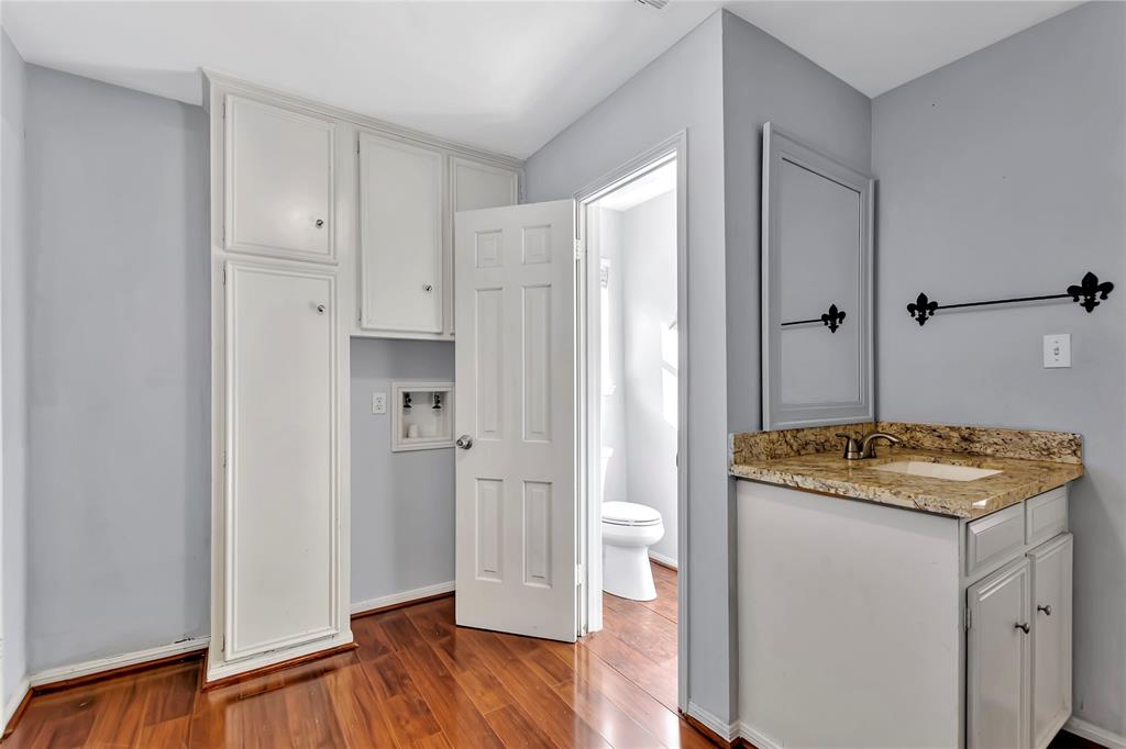 Utility Room leading to the guest Bathroom