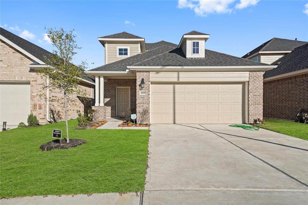 9255 Sea Garden Street, Houston, TX 77034