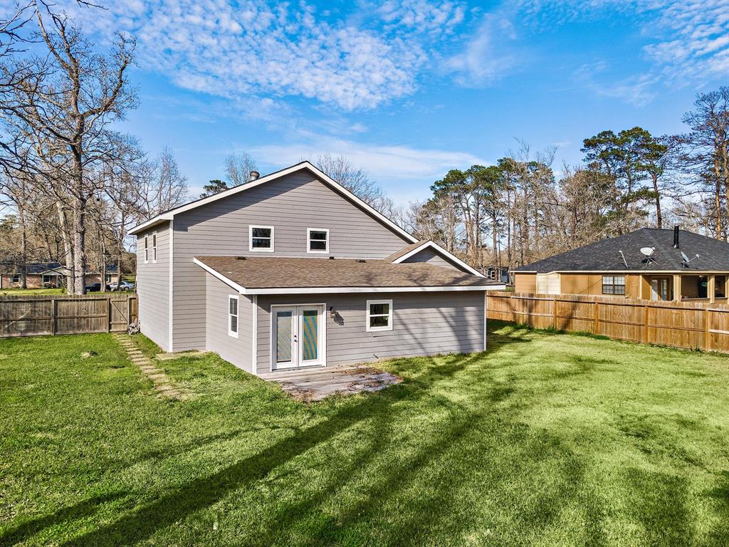 4938 Magnolia Ln, Old RiverWinfree, TX 77535