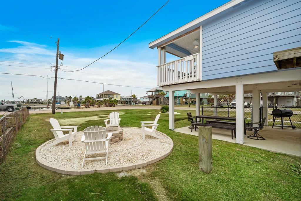 16642 Jolly Roger Road, Jamaica Beach, TX 77554 - HAR.com