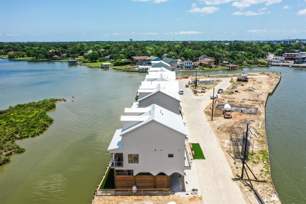 34  Cmdr Runco Lane Taylor Lake Village Texas 77586, 7