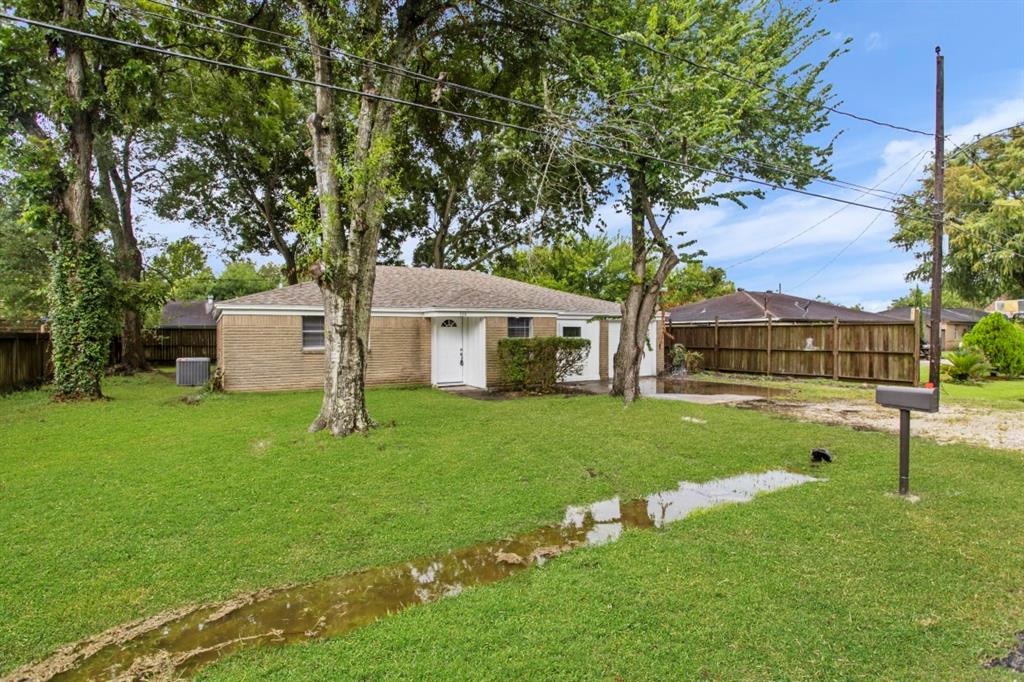 3114 Carolyn Street, Bacliff, TX 77518 - HAR.com