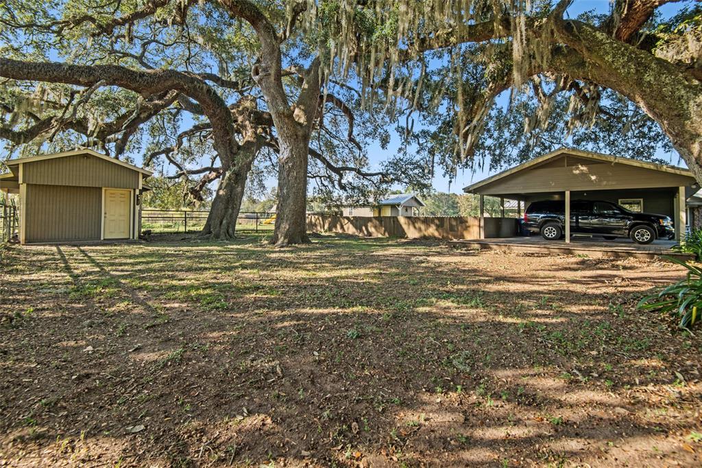 600  Thomas Castleberry Road Shepherd Texas 77371, 64