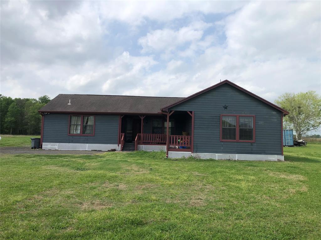 6047 west Creek Rd Road, Hungerford, TX 77435