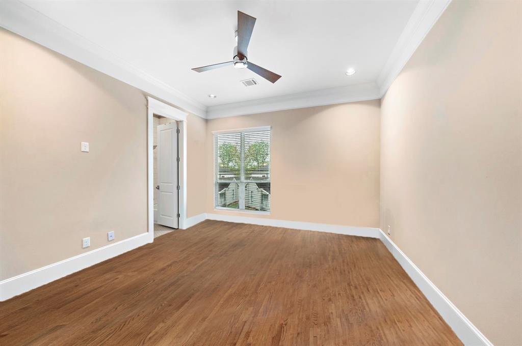 VIRTUAL IMAGE - 3rd bedroom virtually shown empty