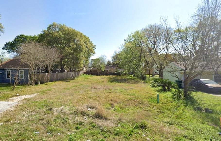 1105  Pirtle Street La Marque Texas 77568, La Marque