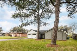 1512 Parkway, Alvin, TX, 77511