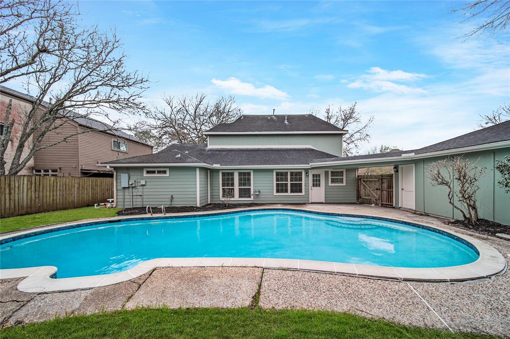 3422 Ledgestone Drive