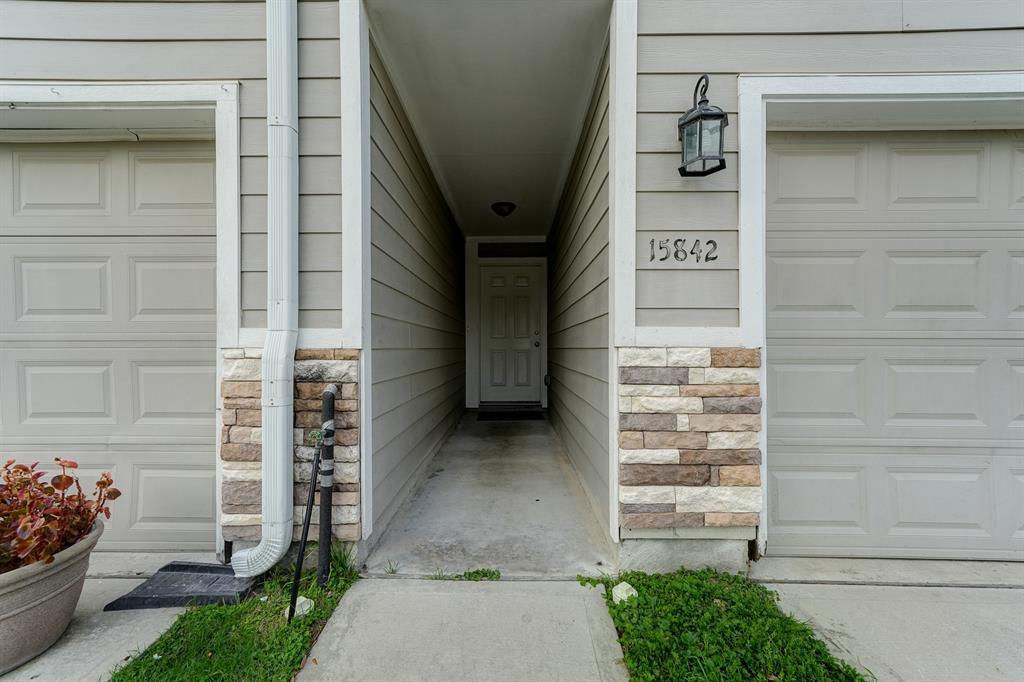 Photo #3: 63819774 Listing 
