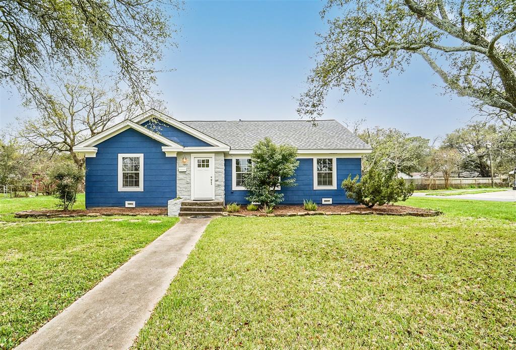 1051 18th Avenue N, Texas City 1051 18th Avenue N Texas City Texas 77590, 33