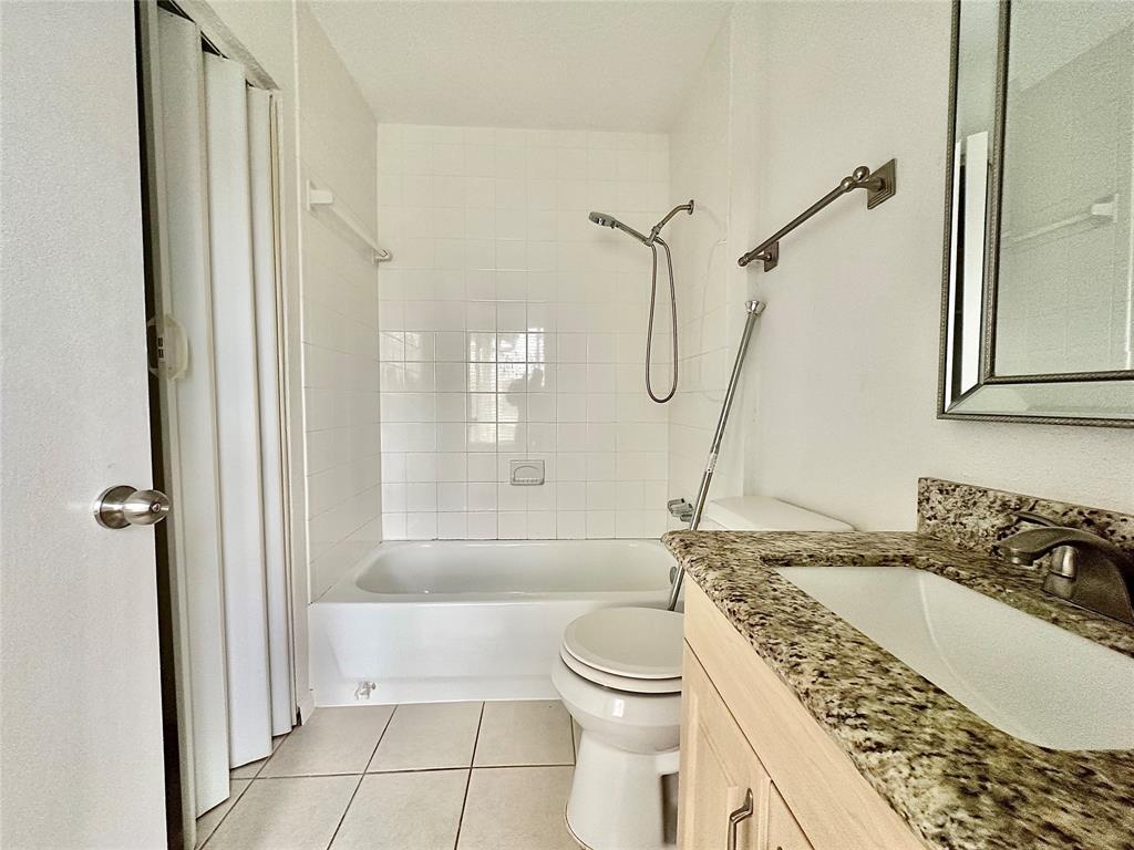 Photo #8: 26033391 Listing 