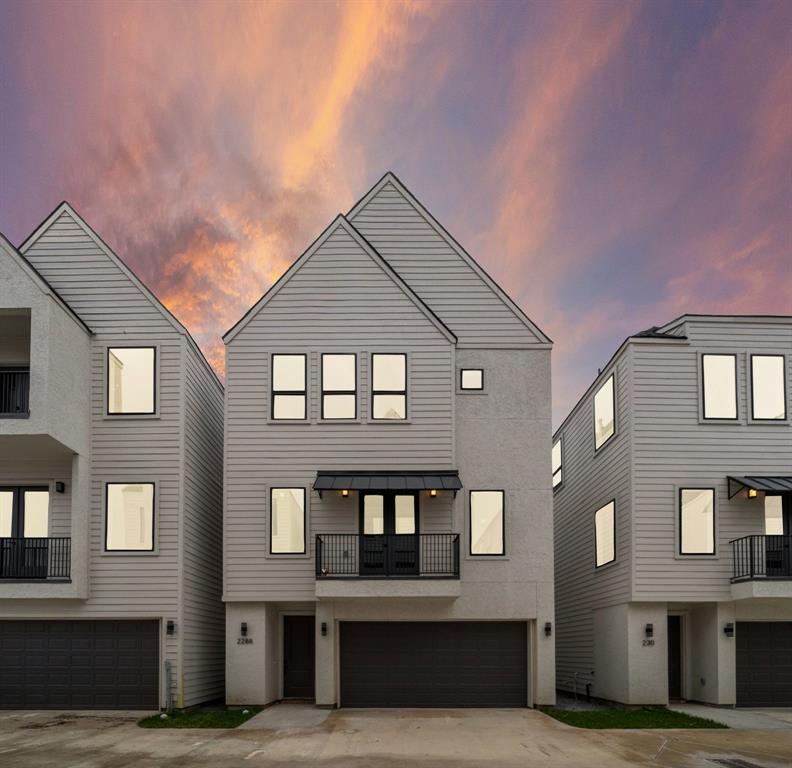 228 W 28th Street Houston Texas 77008, 9