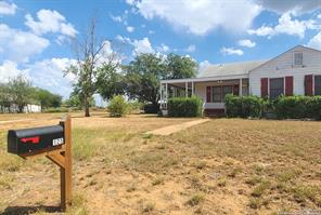 125 Curtis St, Dilley, TX, 78017