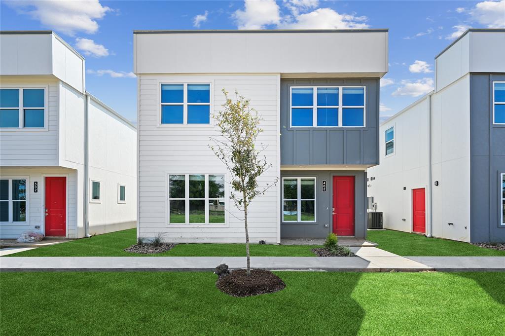 13588  Ella Boulevard Houston Texas 77067, Houston