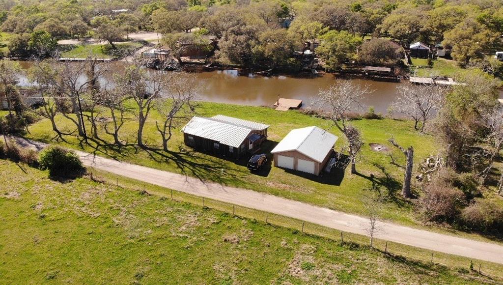 158  Lillian Lane Sargent Texas 77414, 54