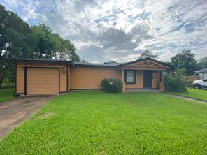 114 Forest Oaks, Lake Jackson, TX, 77566