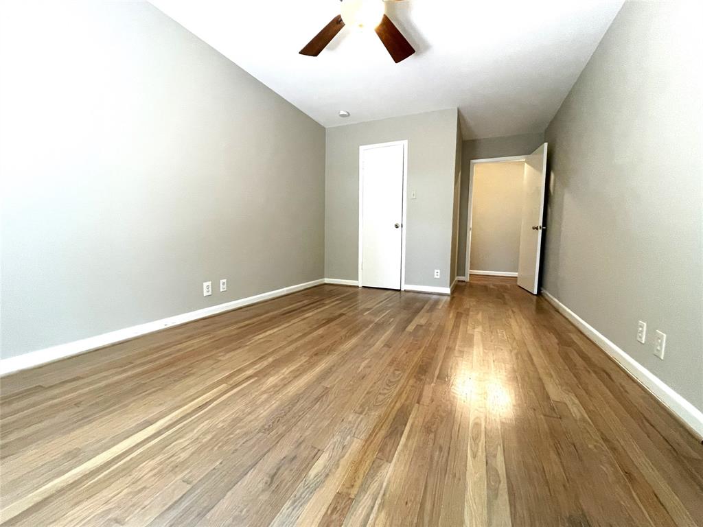 10806 Ashcroft Drive, Houston, TX 77096